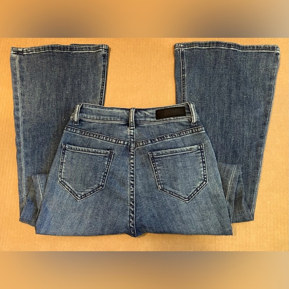 Rock&Roll High Rise Medium Wash Glitter Flare 25x34 - Picture 1 of 6